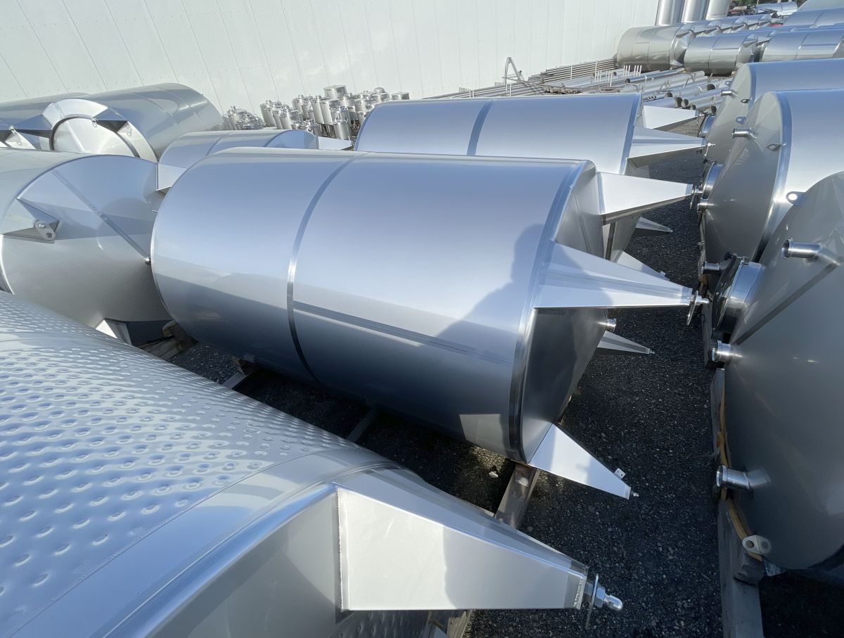 8100 liters tank i rustfritt stål 304