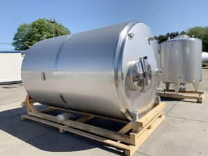 10300 liters tank i syrefast 316