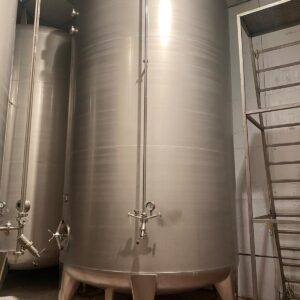 28200 liter tank i syrefast 316