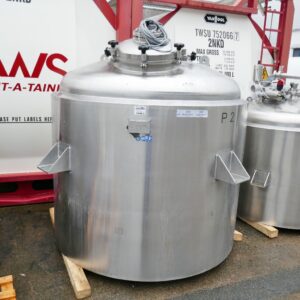 2900 liters tank i syrefast 316