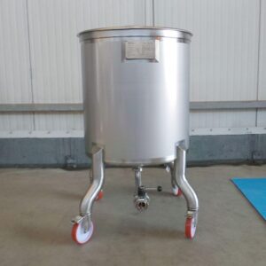 300 liters tank i syrefast 316