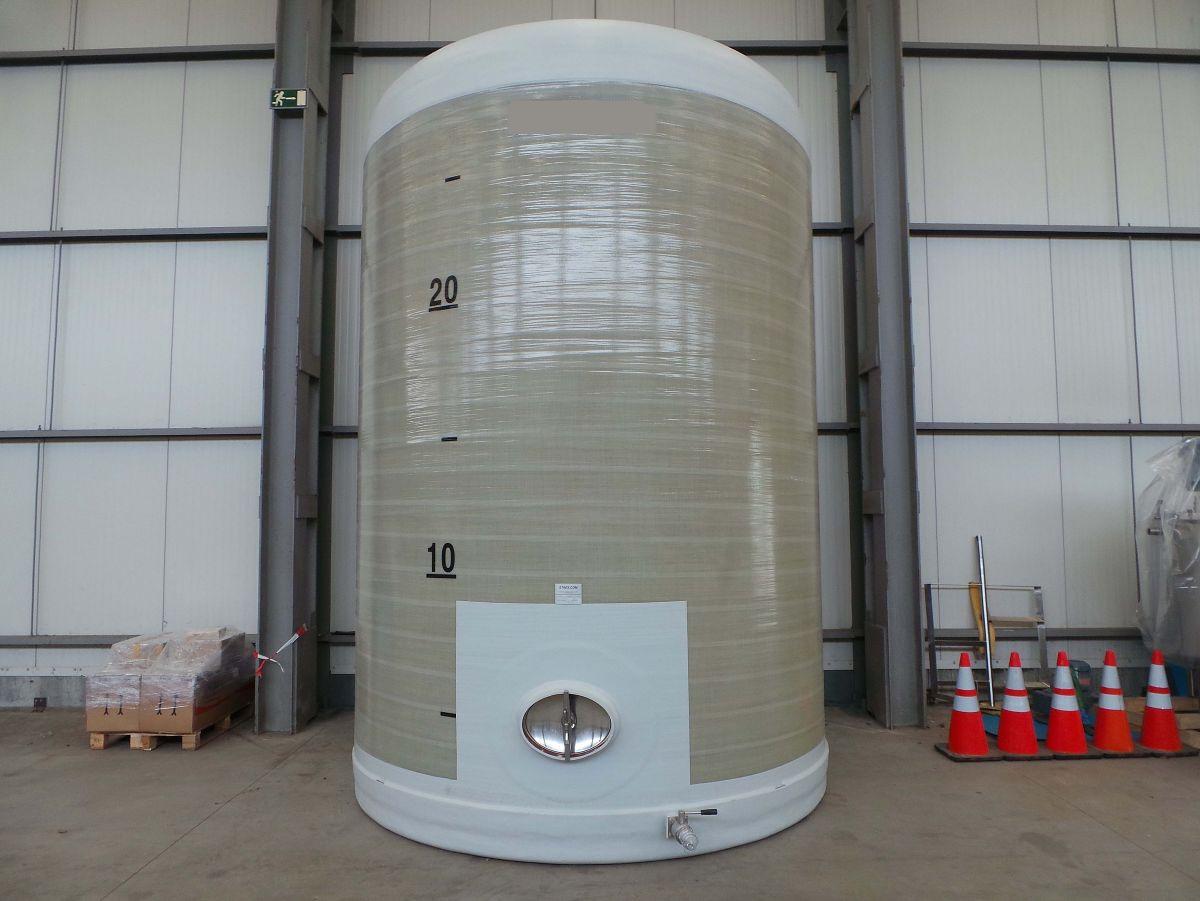 32000 liter tank i GAP/Plast