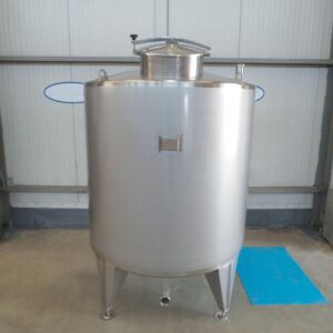 3300 liters tank i syrefast 316