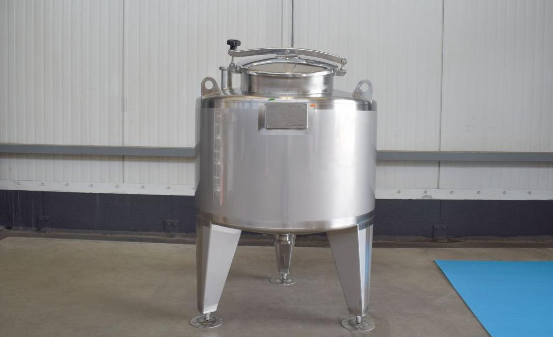 340 liters tank i syrefast 316