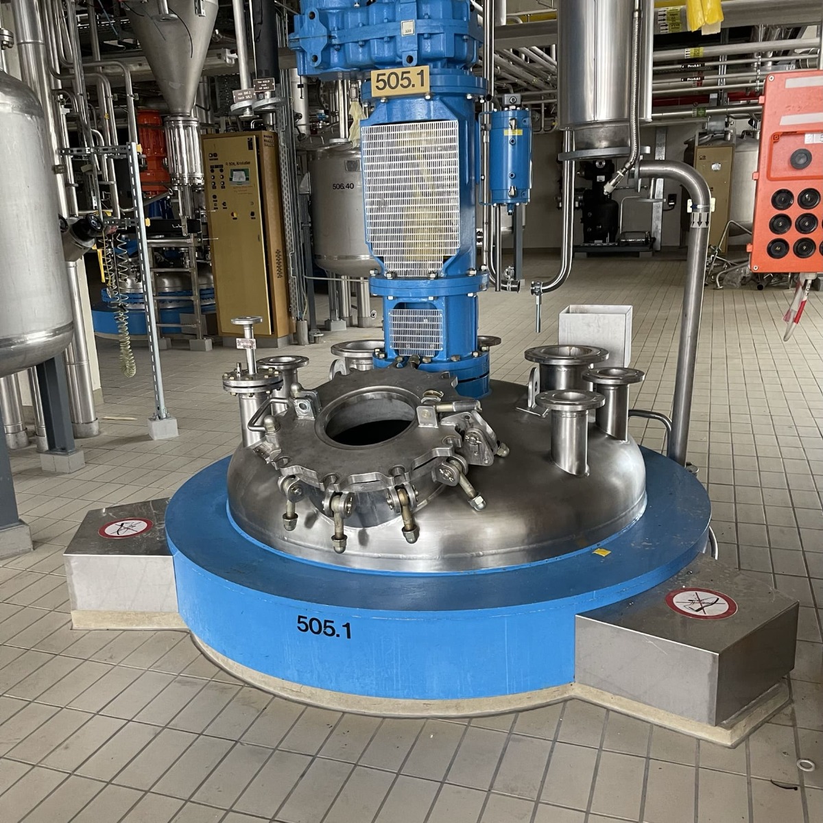 3690 liter tank i syrefast 316