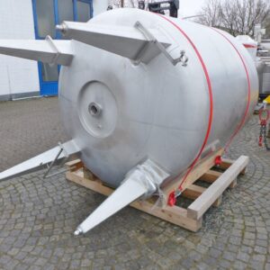 5650 liters tank i syrefast 316