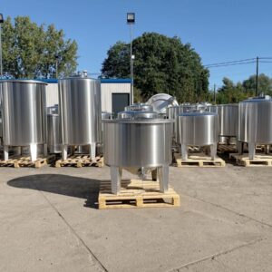 640 liters tank i rustfritt stål 304