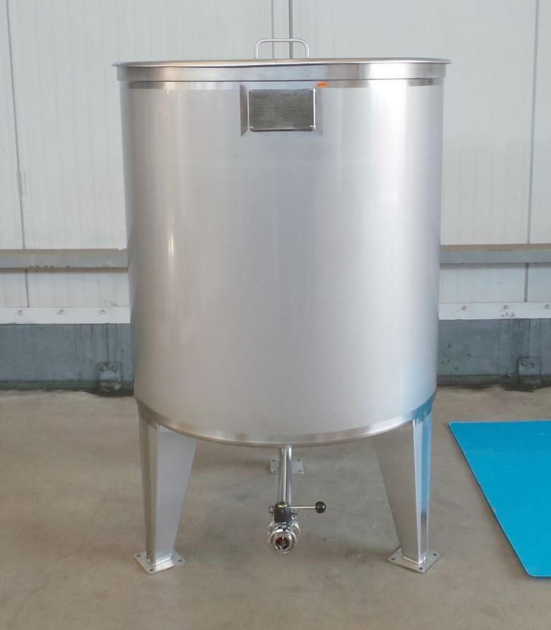 750 liters tank i syrefast 316