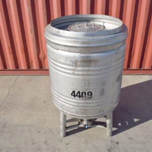 800 liters tank i rustfritt stål 304