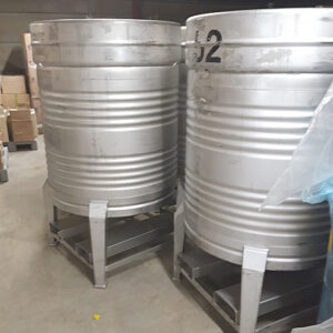 800 liters tank i rustfritt stål 304