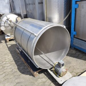 700 liters tank i syrefast 316