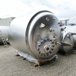 8890 liter tank i syrefast 316