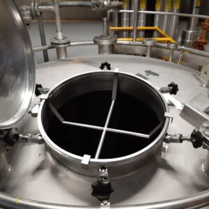 28100 liters tank i syrefast 316