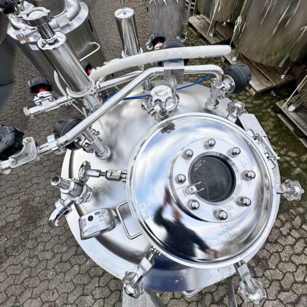 930 liters tank i syrefast 316