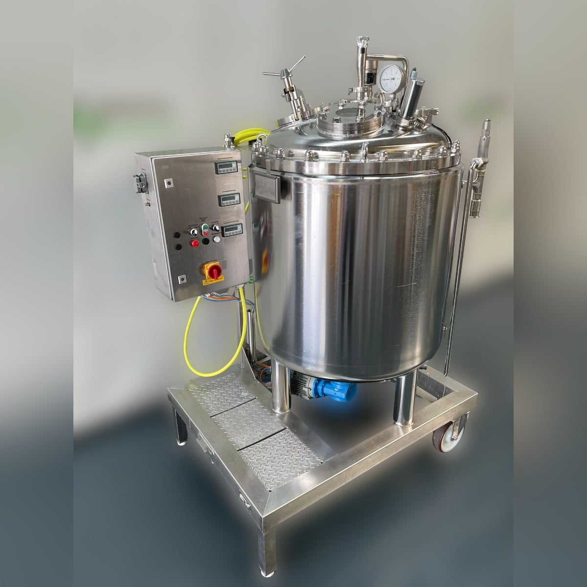 425 liters tank i rustfritt stål 304
