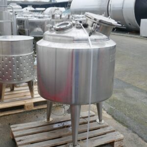 318 liters tank i Syrafast 316
