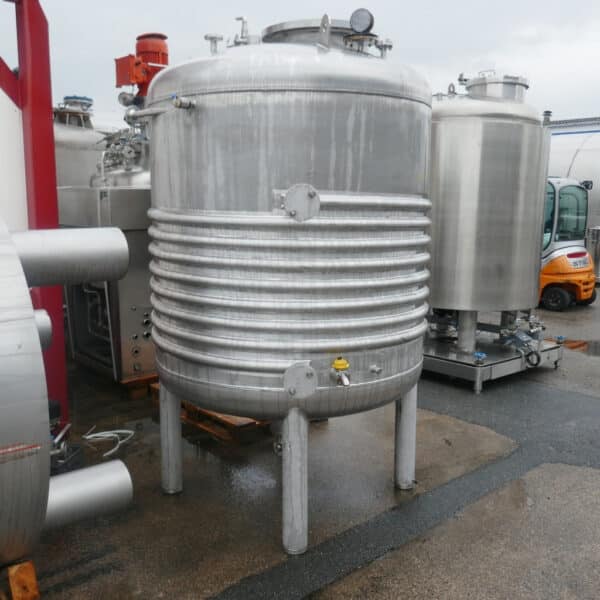 2500 liters tank i rustfritt stål 304