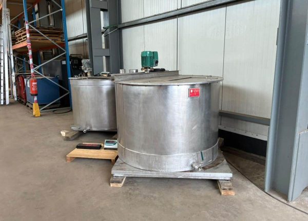 1700 liters tank i rustfritt stål 304