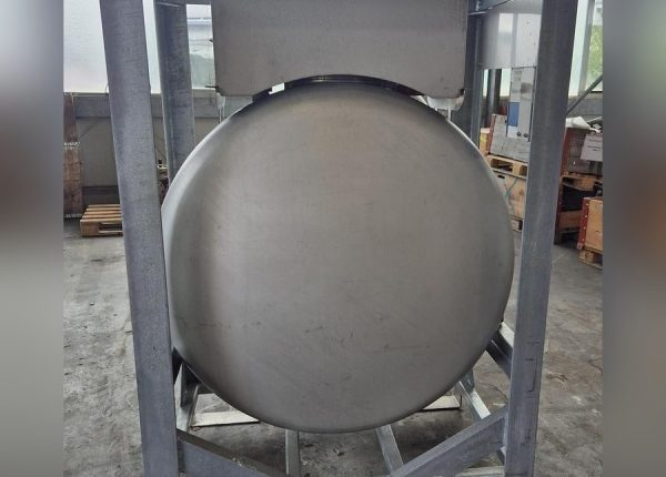 630 liters tank i syrefast 316